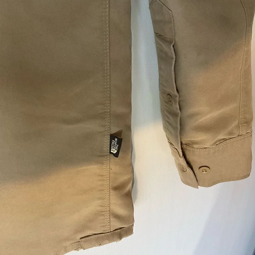 Men’s The North Face Button Down Utility Oxford Shirt Shacket, khaki, XL